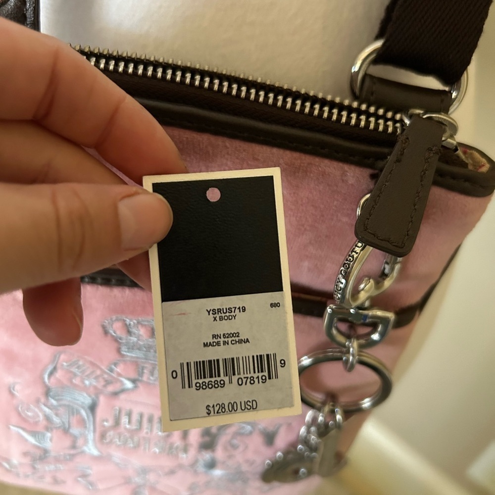 Juicy Couture Cross body purse - Picture 4 of 4